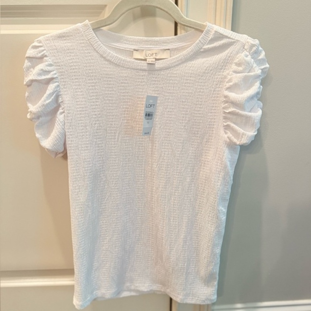 NWT LOFT White Textured Puff Sleeve Top Size XS